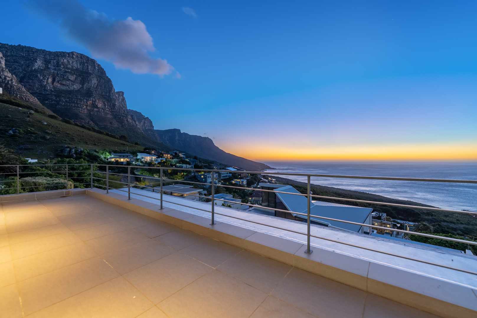 6 Bedroom Property for Sale in Camps Bay Western Cape